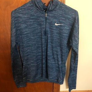 Nike pullover